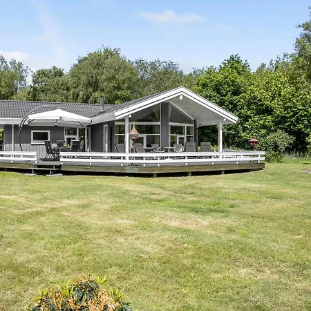 Holiday home Stunning In With Sauna