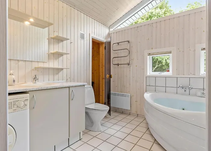 Stunning In With Sauna Feriehus *