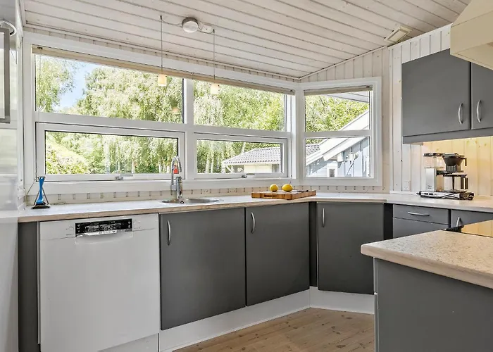Stunning In With Sauna Feriehus Bogense